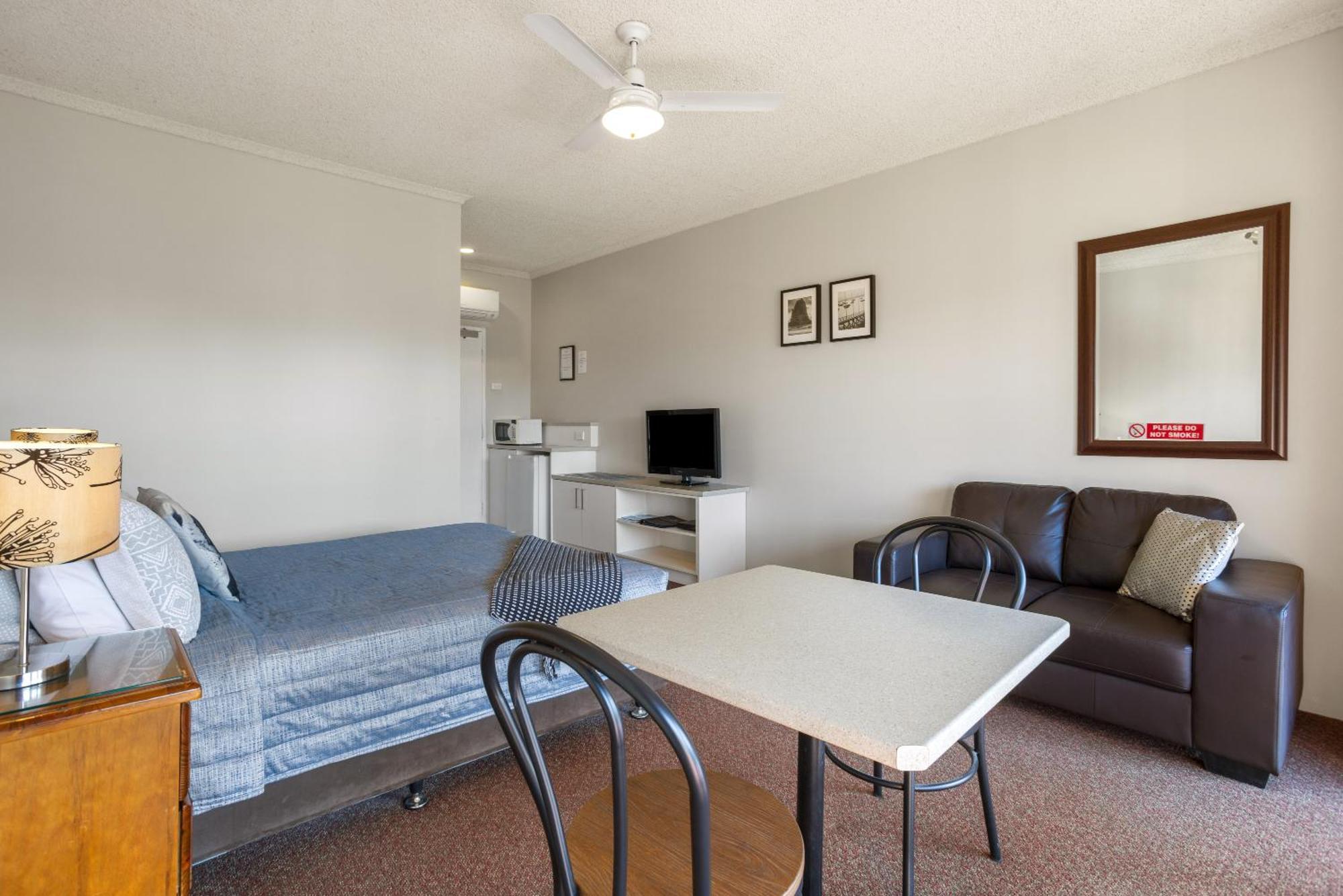Bayview Motel Rosebud/Rye Екстер'єр фото